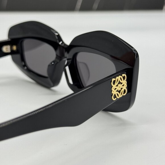 NEW LOEWE LW40114F 01A WOMEN SUNGLASSES BLACK LOEWE EYEWEAR - Picture 5 of 11